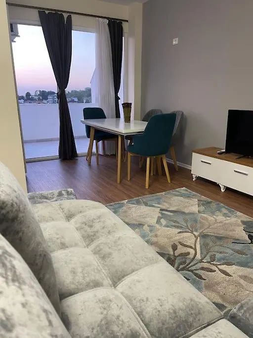 Apartment Lovely Access 2 Tirana