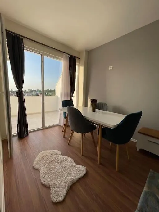 Apartment Lovely Access 2 Tirana